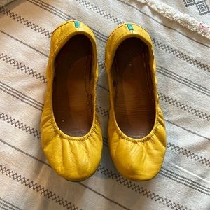 Yellow Tieks